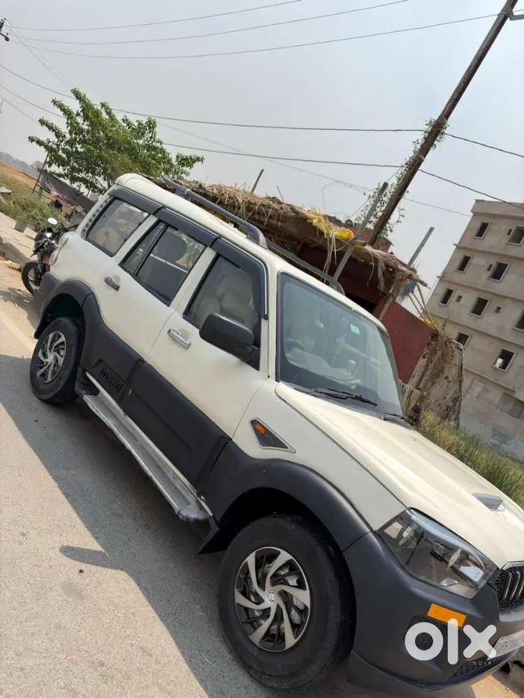 Mahindra Scorpio Classic 2015