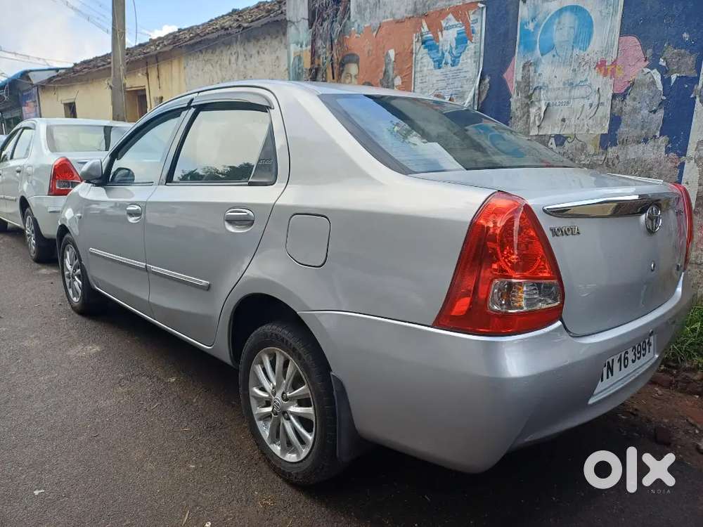 Toyota Etios 2012 Diesel 150000 Km Driven