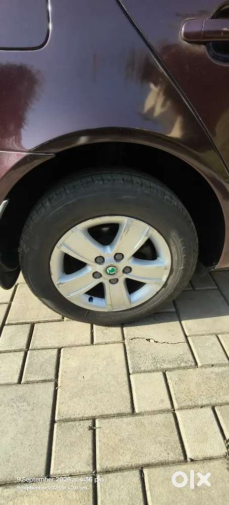 Skoda Laura Ambition 2013