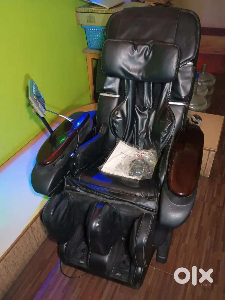 PANASONIC MASSAGE CHAIR