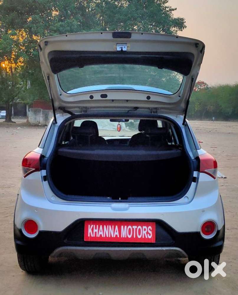 Hyundai I20 Active Sx Petrol, 2016, Petrol