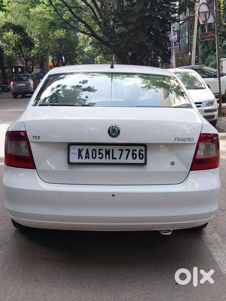 Skoda Rapid 2011-2013 1.6 Tdi Ambition Plus Alloy, 2012, Diesel