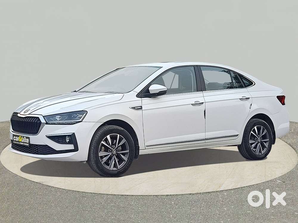 Skoda Slavia Ambition 1.0l Tsi At, 2023, Petrol
