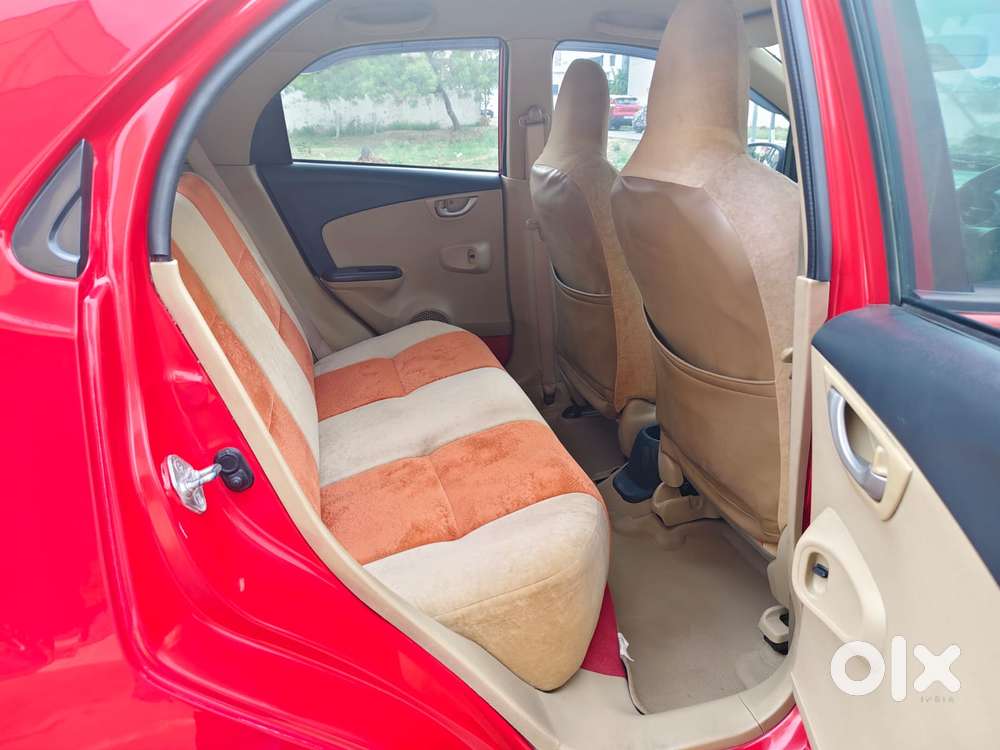 Honda Brio 2011-2013 V Mt, 2013, Petrol