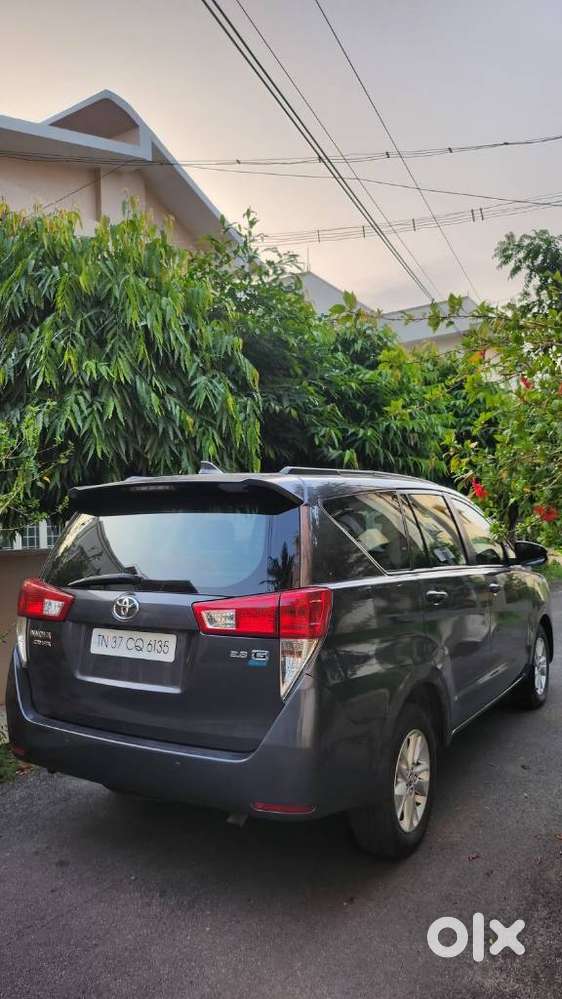 Toyota Innova Crysta 2.8 Gx At, 2016, Diesel
