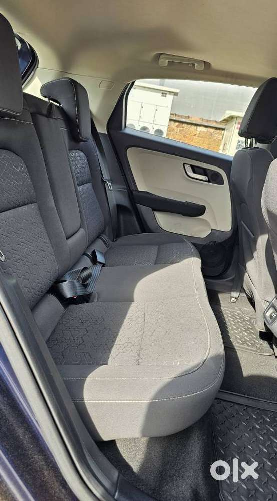 Tata Altroz 1.2 Xza Plus, 2023, Petrol