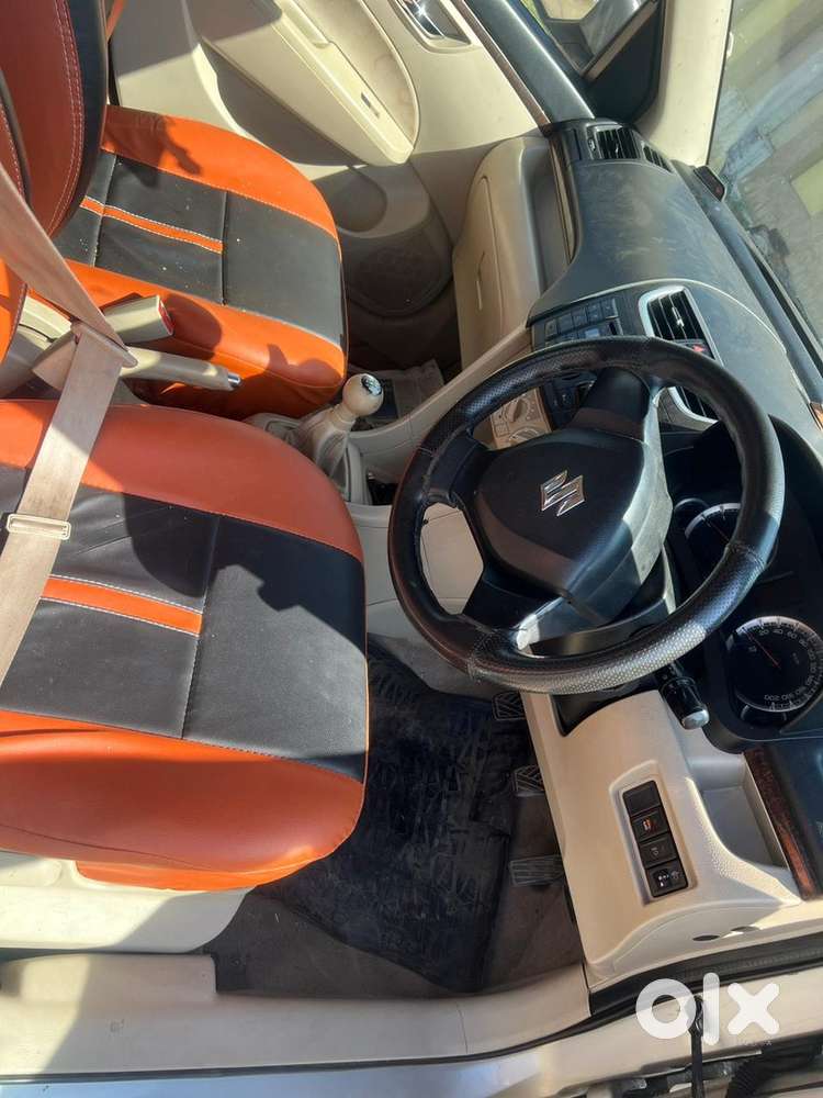 Car Maruti Suzuki Swift Dzire 2014 Petrol Well Maintained