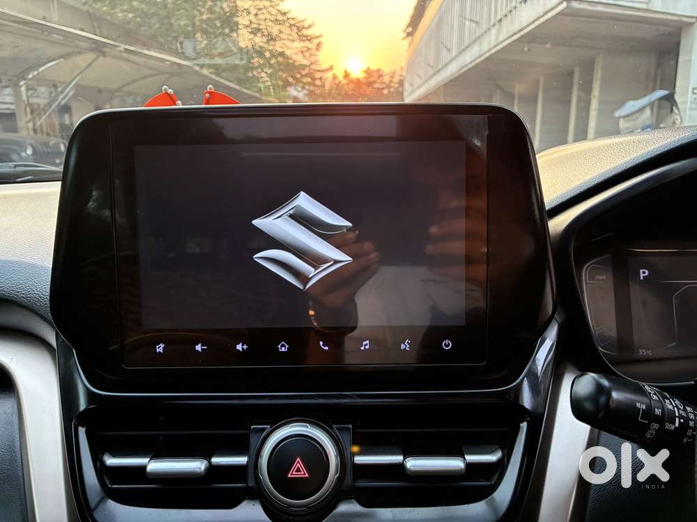 Maruti Suzuki Grand Vitara 1.5 Zeta Plus Dual Tone Intelligent Hybri..