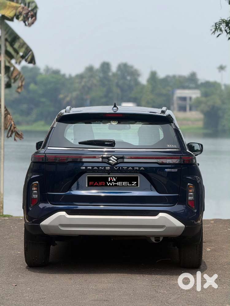 Maruti Suzuki Grand Vitara Smart Hybrid Alpha, 2022, Petrol