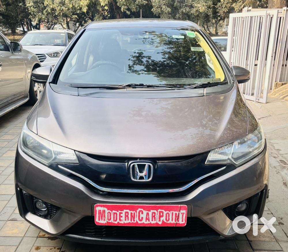 Honda Jazz V Mt Privilege, 2017, Petrol