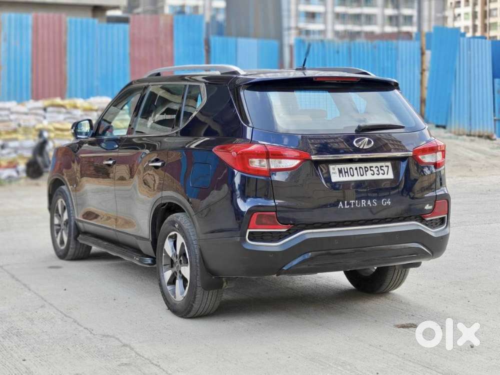 Mahindra Alturas G4 4x2 At, 2020, Petrol