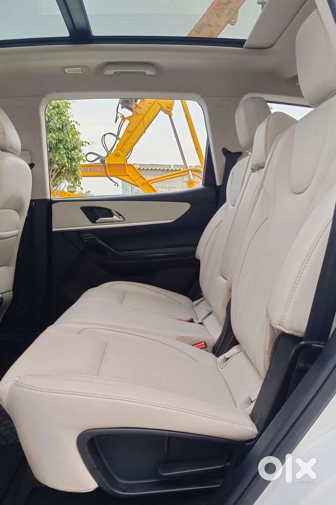 Mahindra Xuv700, 2023, Diesel
