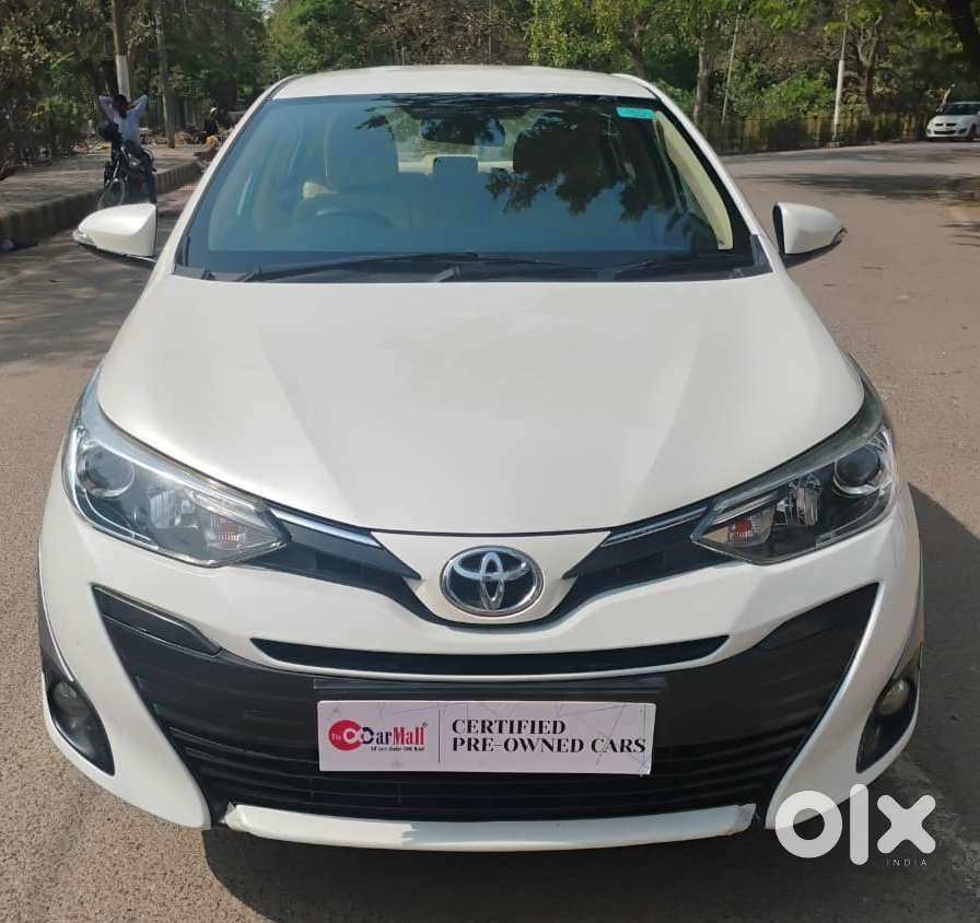 Toyota Yaris V Cvt, 2019, Petrol