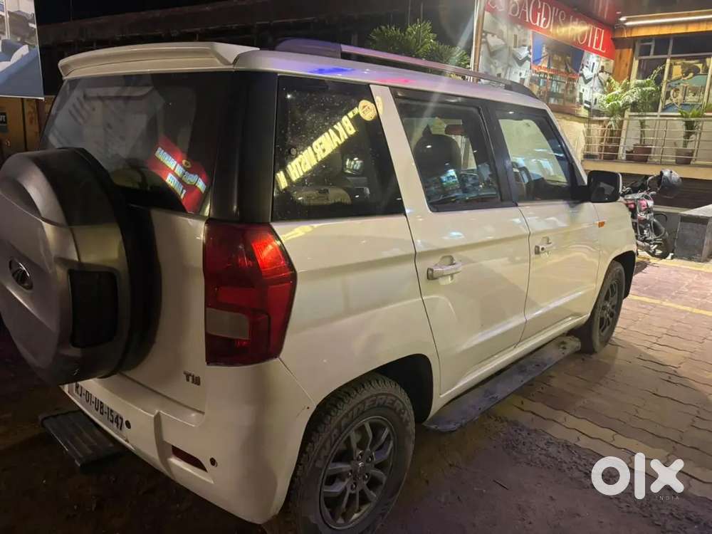 Mahindra Tuv 300 2019 Amt