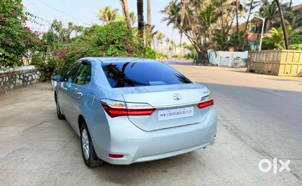 Cng+petrol 2018 Facelift Toyota Altis In Well Maintained Condition