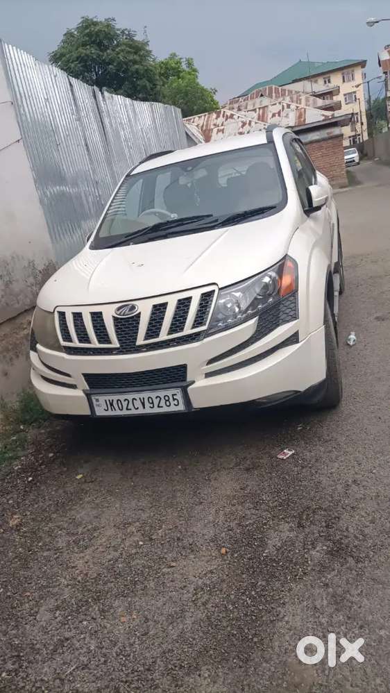 Mahindra Xuv500 2014 Diesel 132000 Km Driven