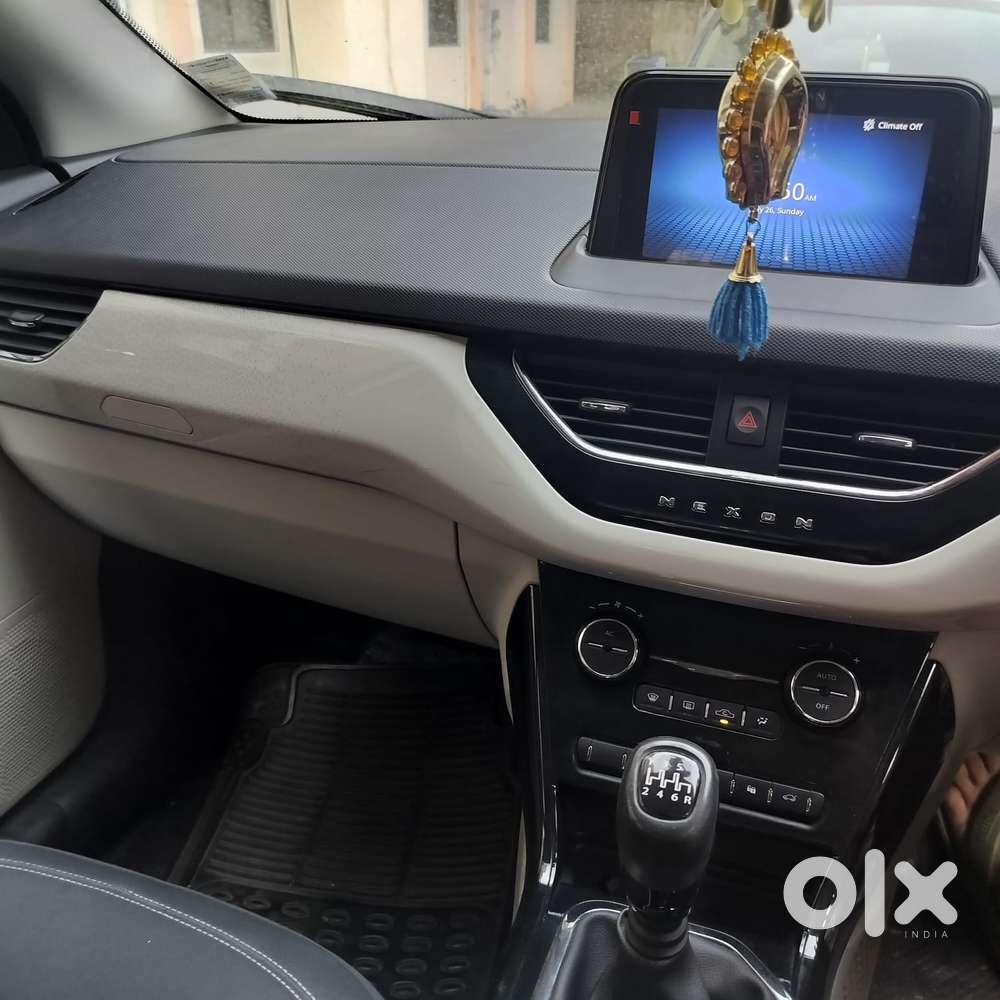 Tata Nexon Xz Plus (hs), 2021, Petrol