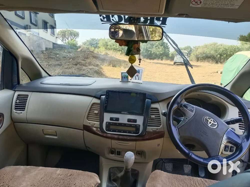 Toyota Innova Petrol 2013 Km Driven