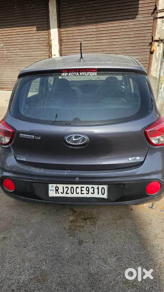 Hyundai Grand I10 2017 Petrol Well Maintained