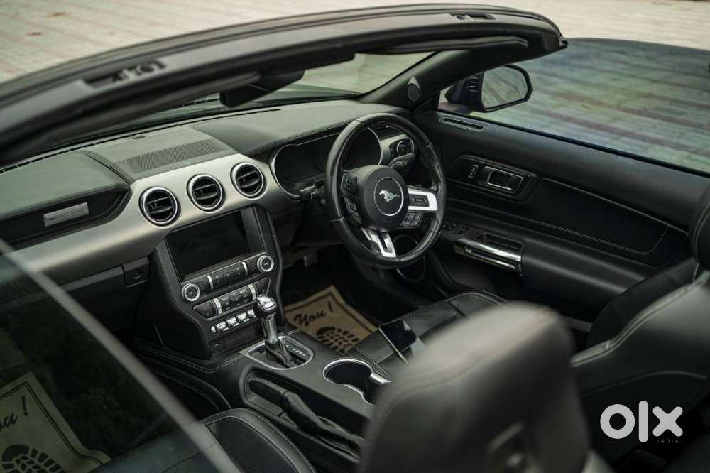 Ford Mustang V8, 2025, Petrol