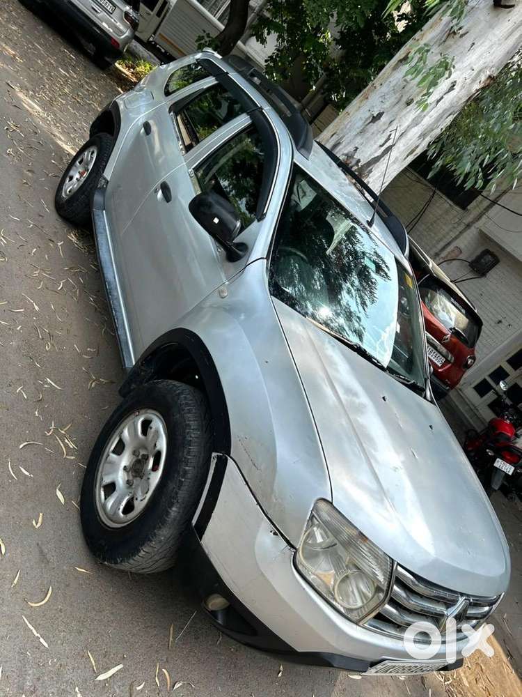 Renault Duster 2012 Diesel 90000 Km Driven