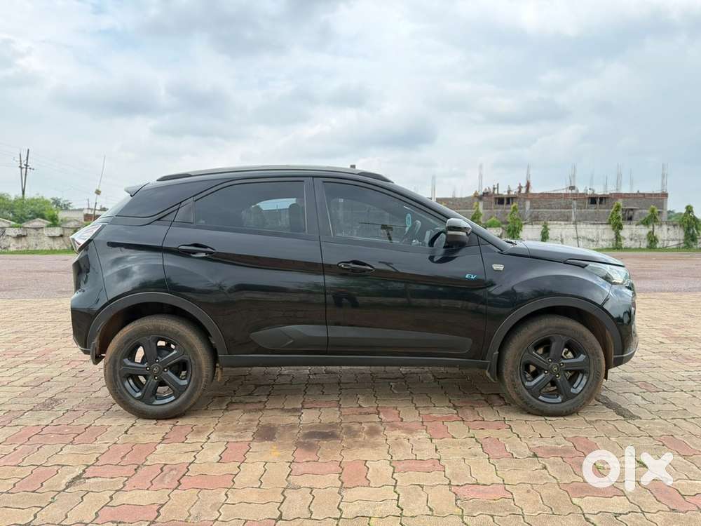 Tata Nexon Electronic Vehicle Xz+ 2022