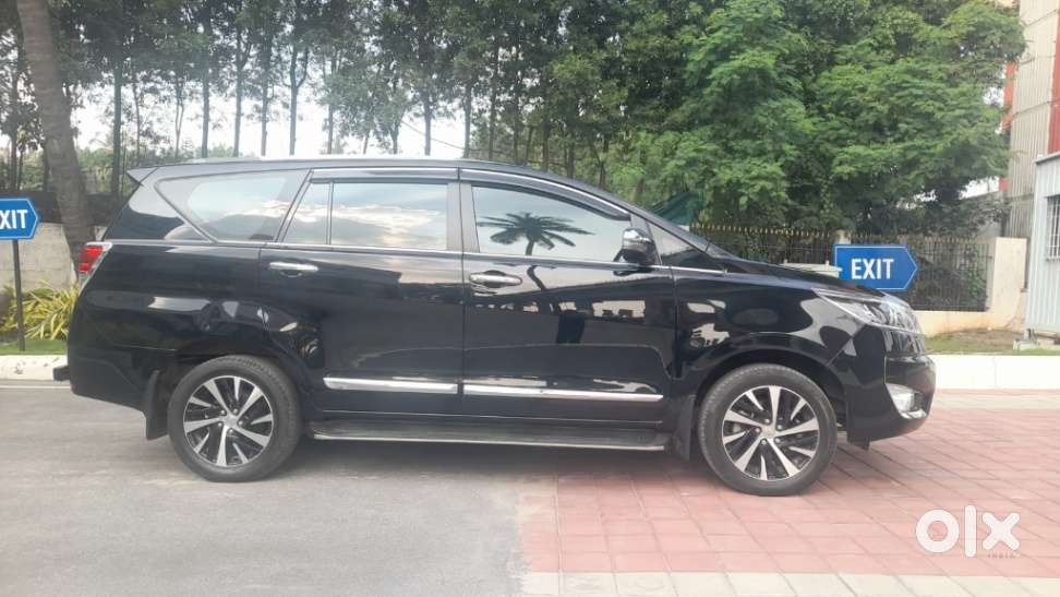 Toyota Innova Crysta Zx 2.4 Diesel 7 Seater, 2025, Diesel