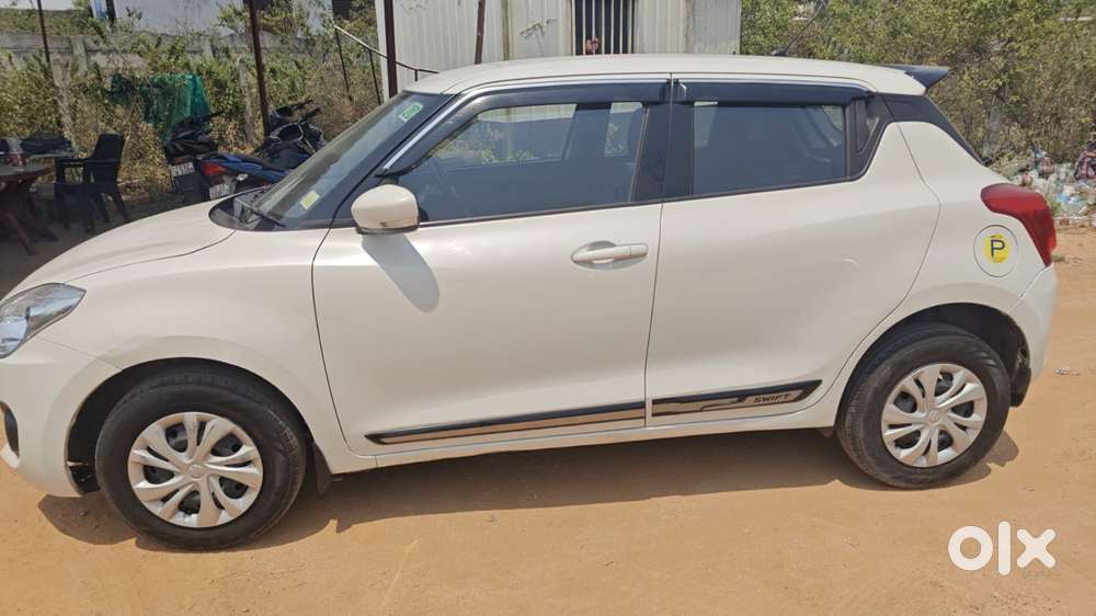 Maruti Suzuki Swift 1.2 Vxi (o), 2023, Petrol