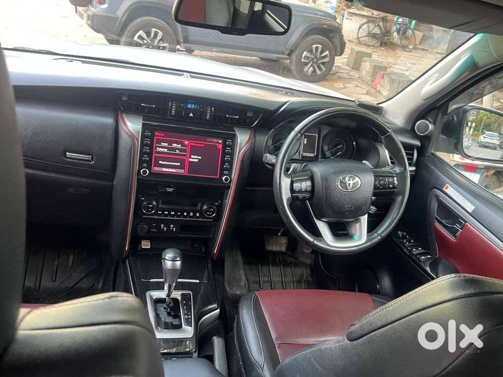Toyota Fortuner Legender 4x2 At 2.8, 2022, Diesel