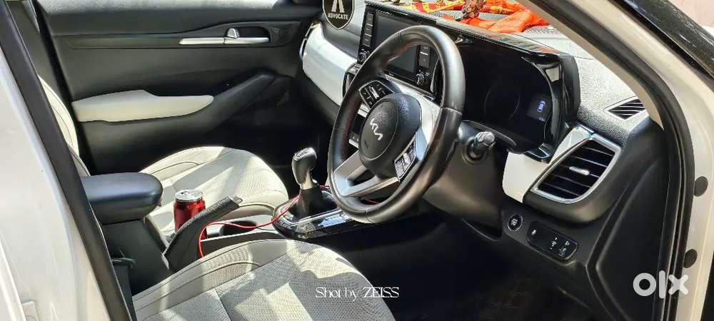 Less Driven And Under Warranty Kia Seltos 2022 October Model Imt