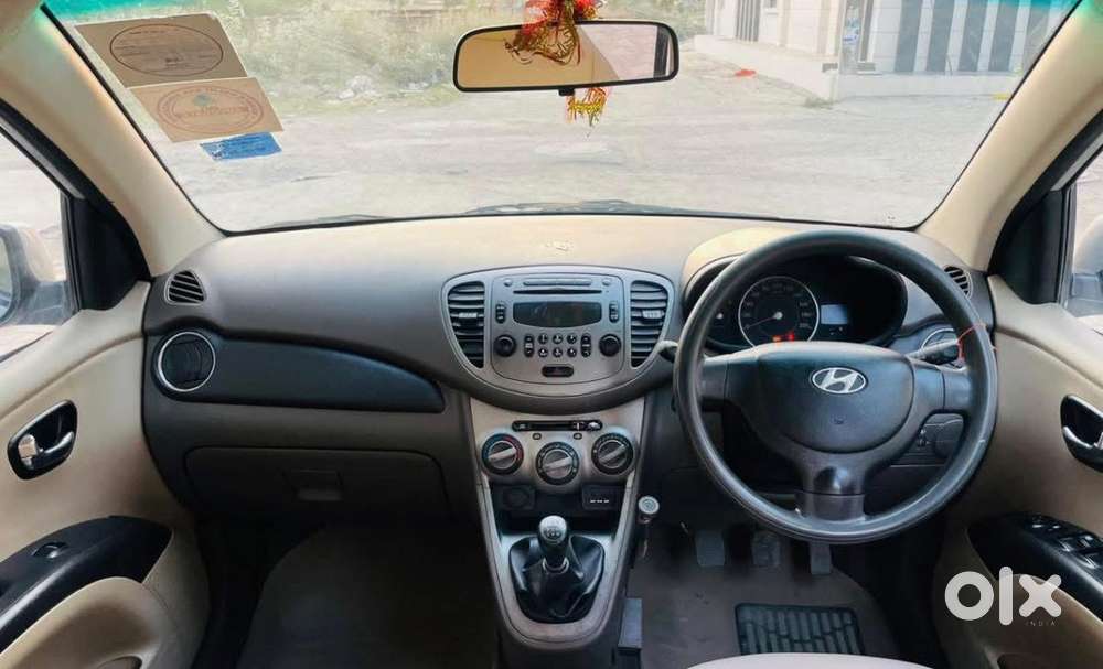 Hyundai I10 Sportz 2011