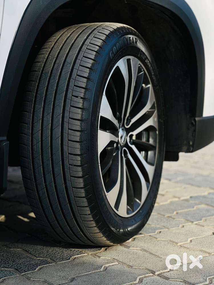 Mg Hector Plus Sharp Pro 1.5 Turbo Petrol 7 Str, 2023, Petrol