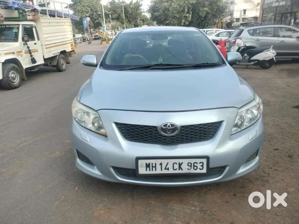 Toyota Corolla Altis 2010