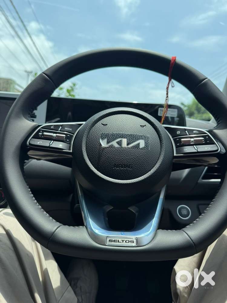 Kia Seltos 1.5 Htk Plus (o) Petrol Manual 2025
