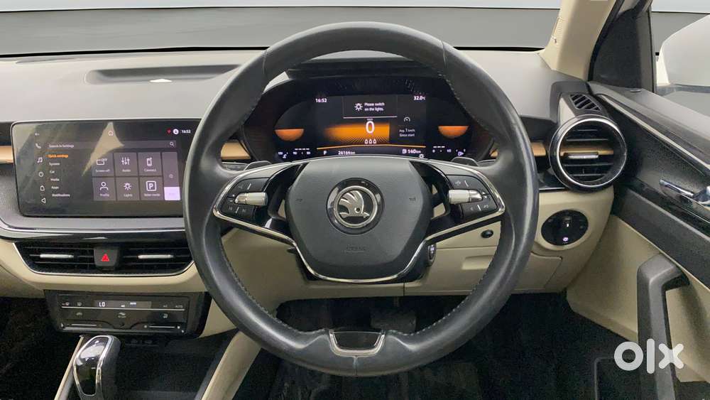 Skoda Slavia 1.0 Tsi Style At, 2024, Petrol