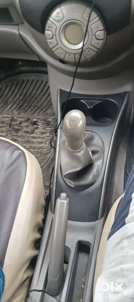 Nissan Sunny Xl 2013 Petrol