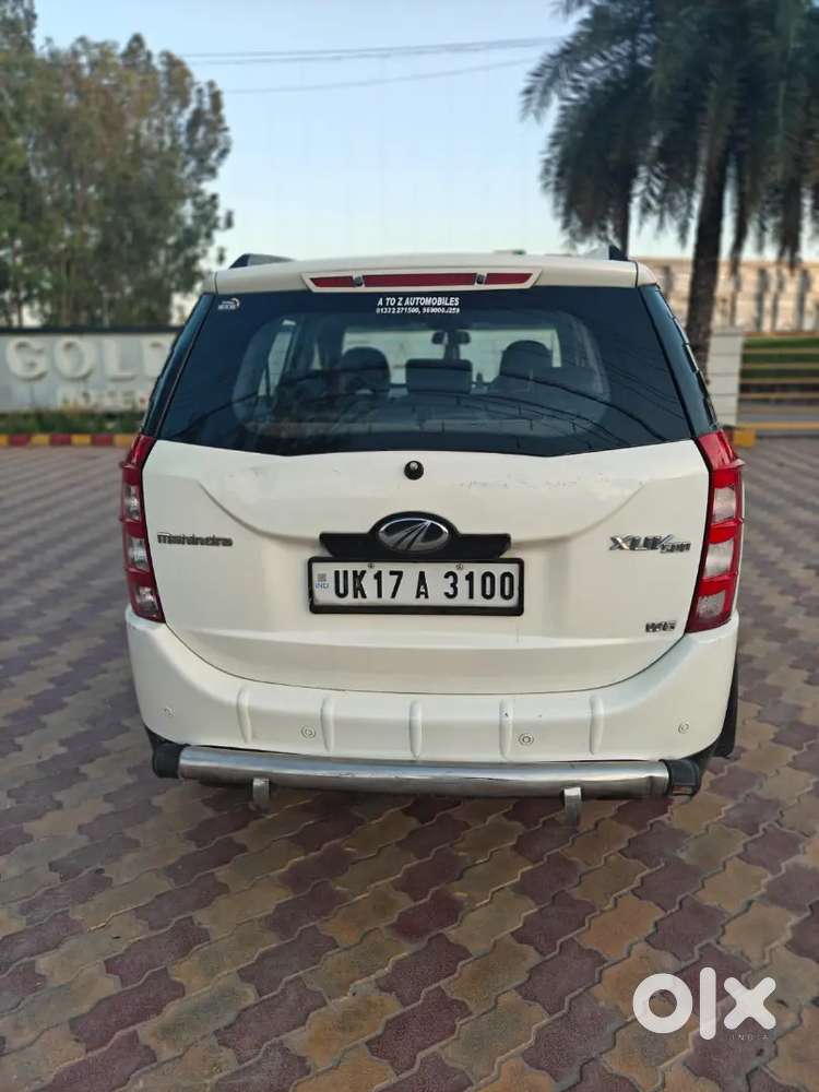 Mahindra Xuv500 2015 Diesel 65000 Km Driven
