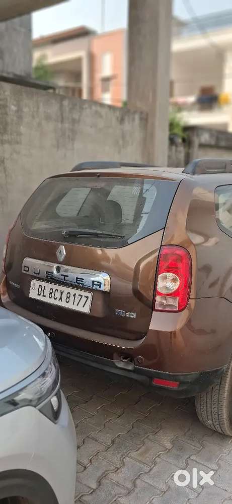 Renault Duster 2012 Diesel Well Maintained With Touch Screen