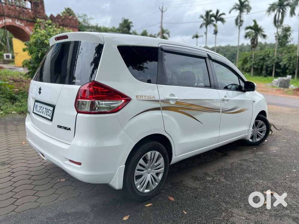Maruti Suzuki Ertiga Vdi Shvs, 2015, Diesel