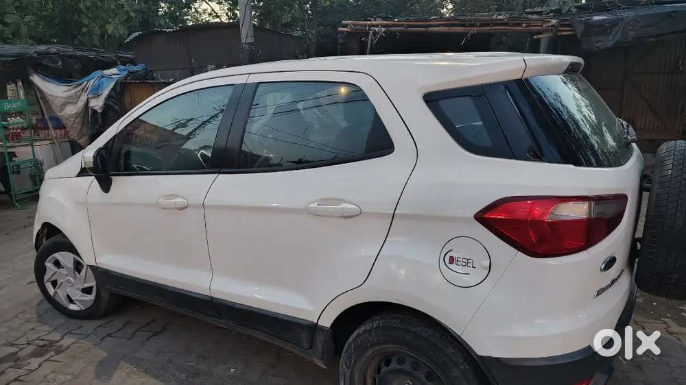 Ford Escort 2015 Diesel 88000 Km Driven