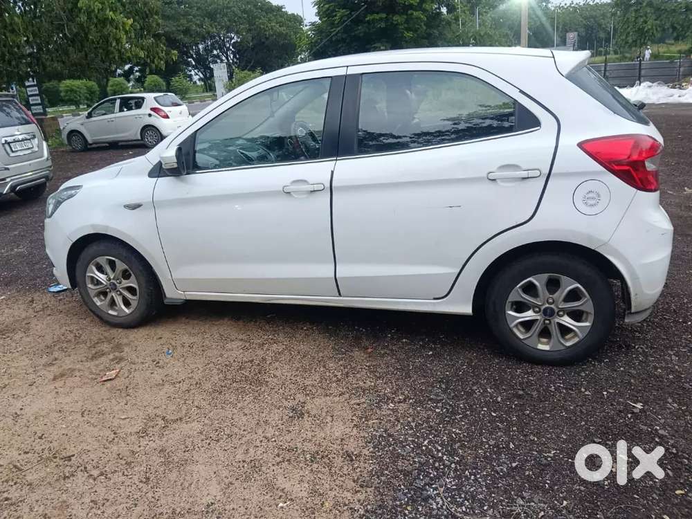 Ford Figo Titanium Plus 2016