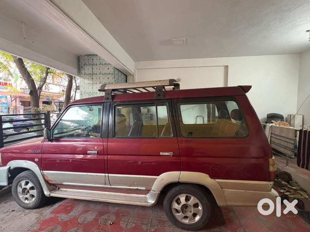 Toyota Qualis 2004 Diesel Well Maintained