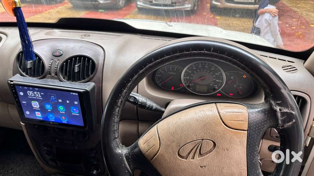 Well-maintained 2013 Mahindra Scorpio Sle 2.2 Mhawk (7-seater)  White