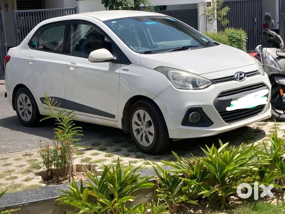 Hyundai Xcent 2015
