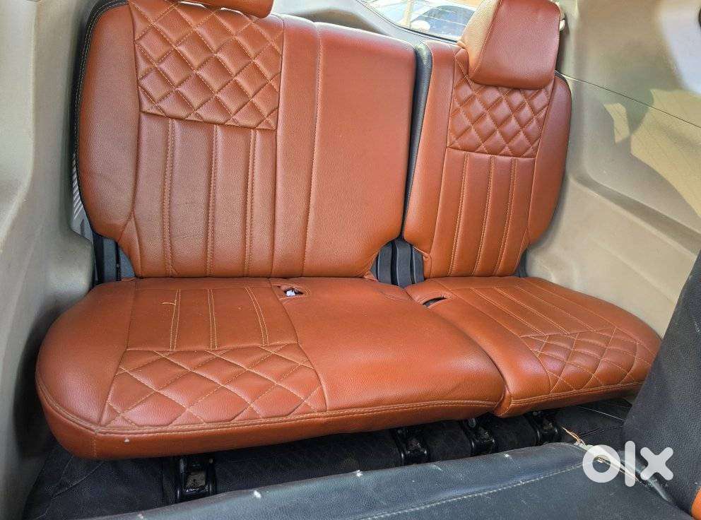 Mahindra Marazzo M4, 2021, Diesel