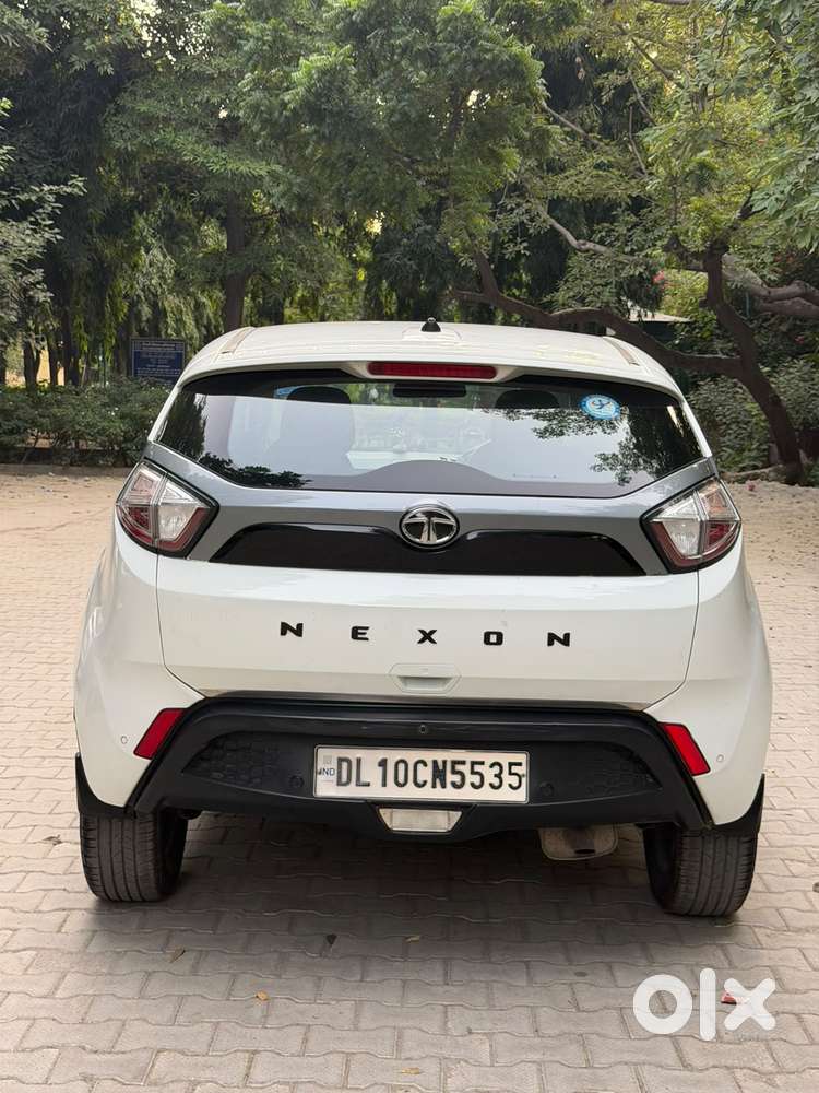 Tata Nexon 1.5 Revotorq Xm (s), 2020, Cng & Hybrids
