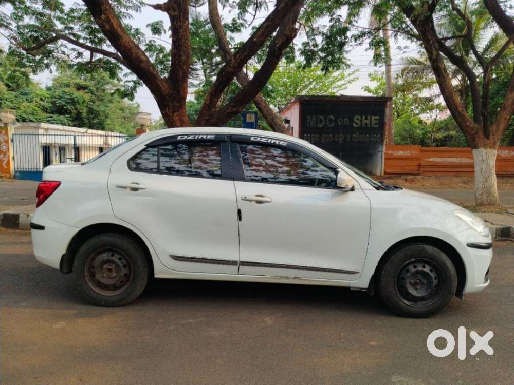 Maruti Suzuki Dzire 1.2 Vxi, 2020, Petrol