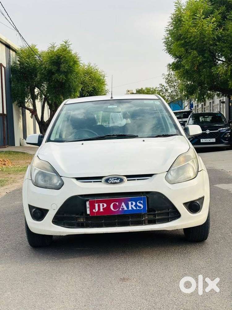 Ford Figo 2010-2012 Diesel Zxi, 2011, Diesel