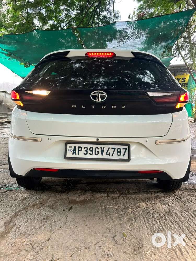 Tata Altroz 2021 Petrol 65000 Km Driven