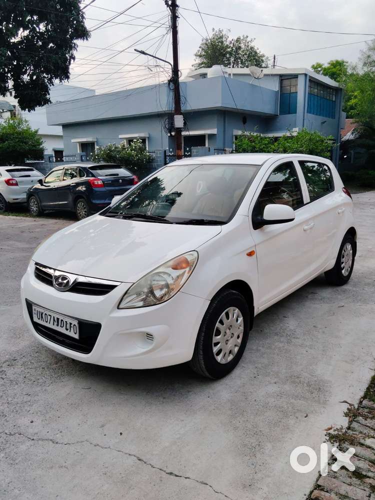 Hyundai I20 Magna 1.2 Mt, 2010, Petrol